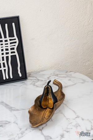 Velora Metal Platter