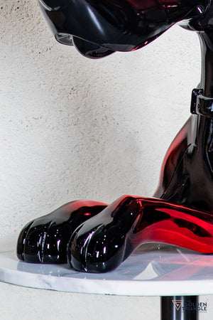 Scooby Dob Sculpture - Red/Black