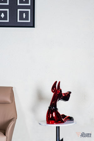 Scooby Dob Sculpture - Red/Black