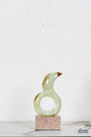 Auri Abstract TableTop Decor