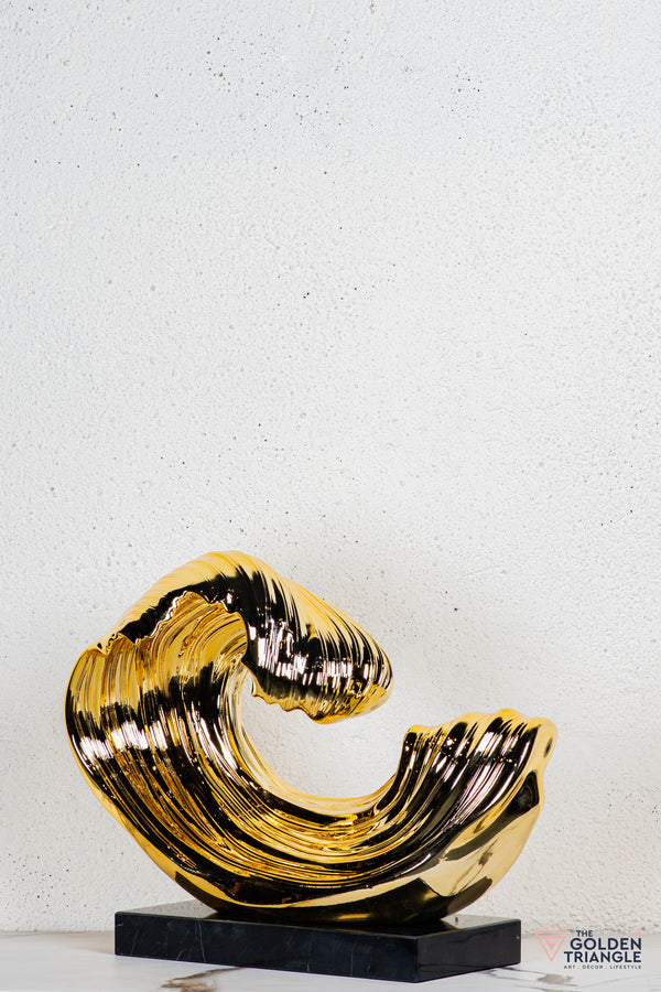 Vigne Abstract Sculpture - Gold
