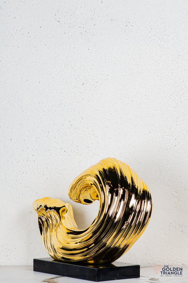 Vigne Abstract Sculpture - Gold