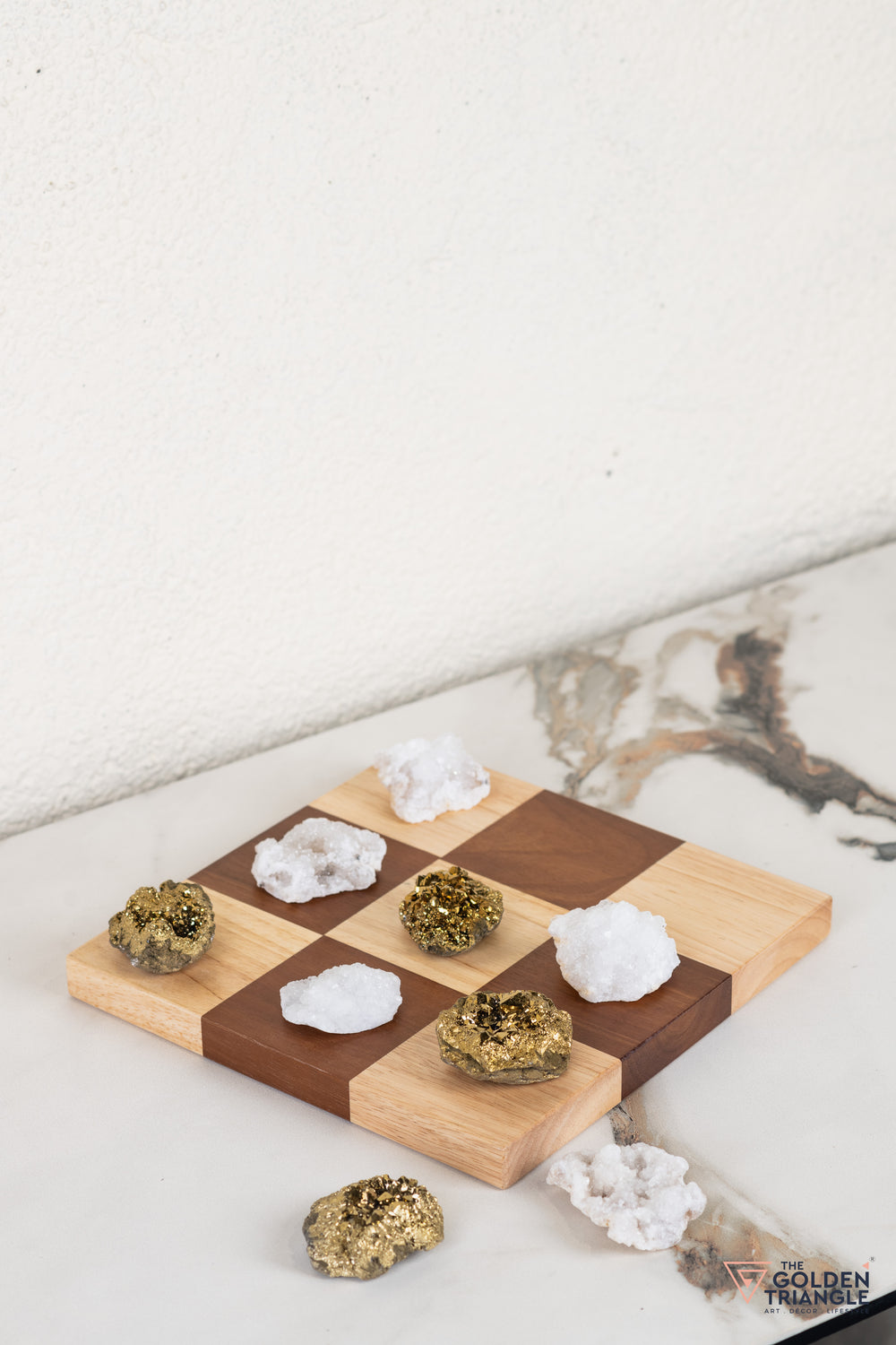 Kynor Game Tabletop Decor