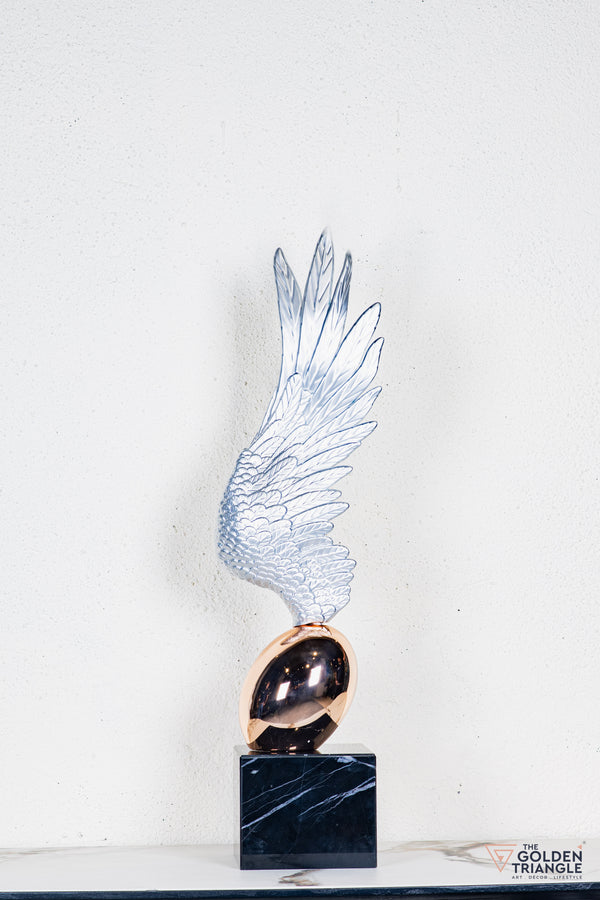 Feathra Abstract Sculpture