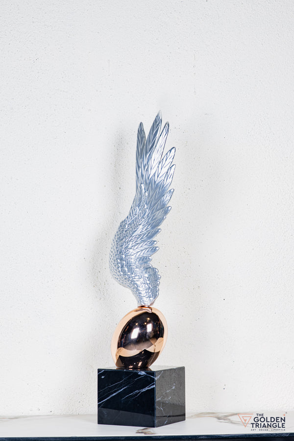 Feathra Abstract Sculpture