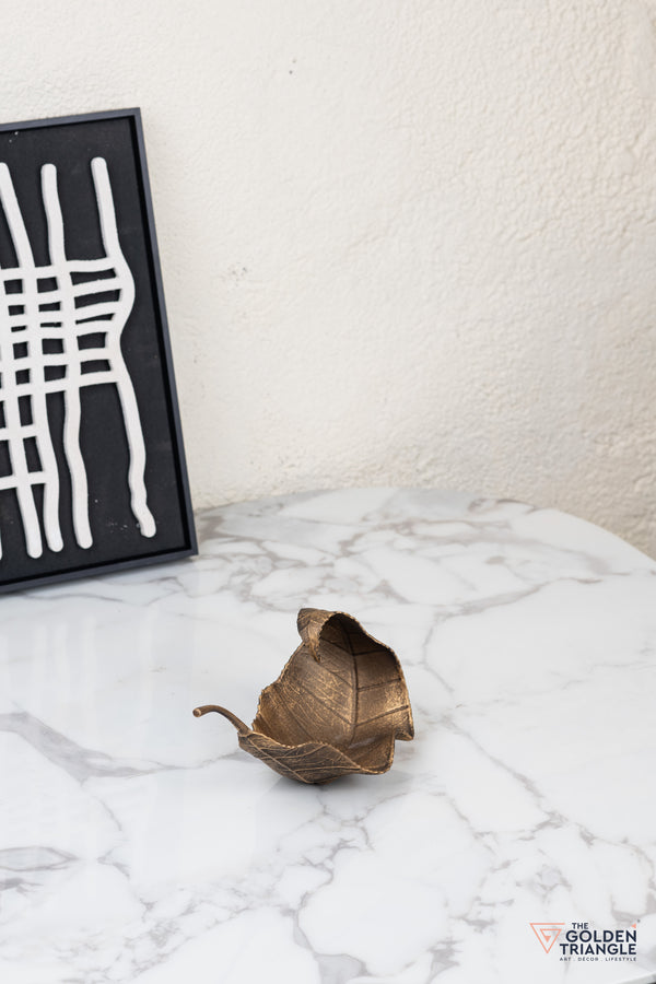 Cyris Metal Abstract Decor - Bronze