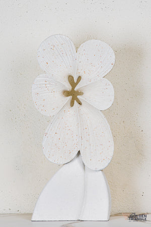 Monoa Abstract Sculpture