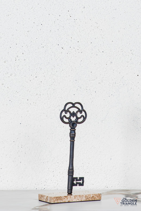 Kumi Key TableTop Decor