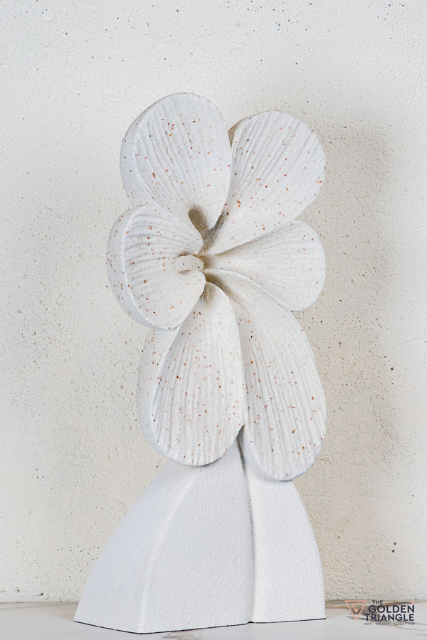 Monoa Abstract Sculpture