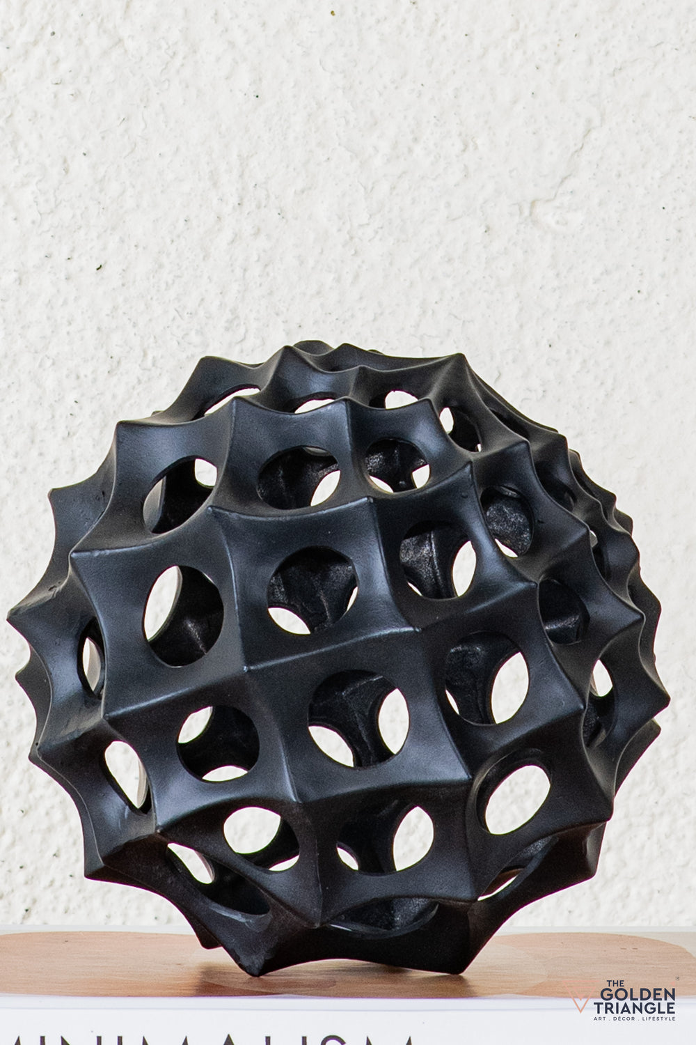 Aeris Tabletop Decor