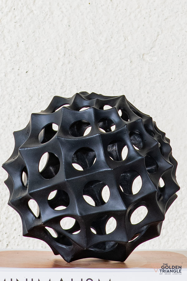 Aeris Tabletop Decor