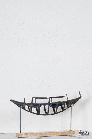 Vanta Abstract Sculpture