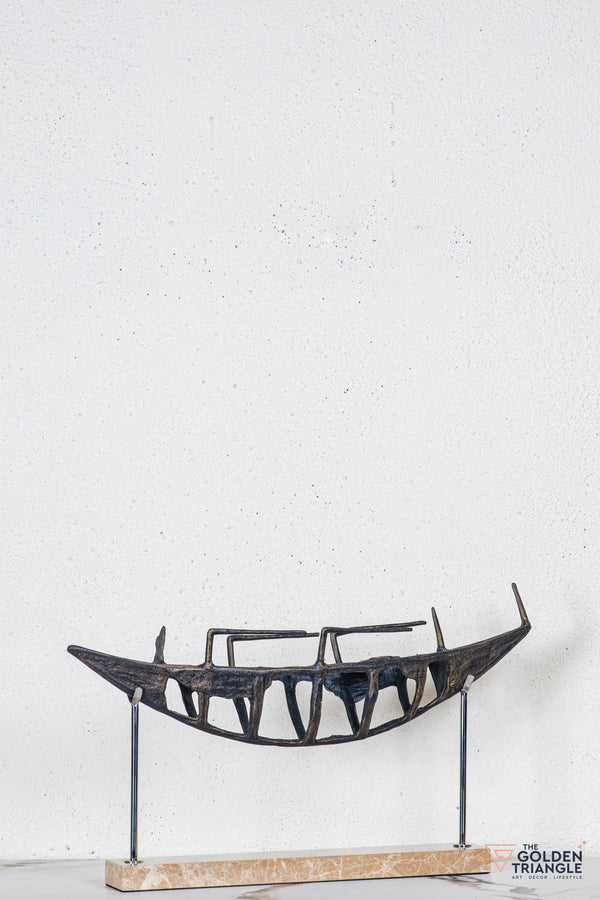 Vanta Abstract Sculpture