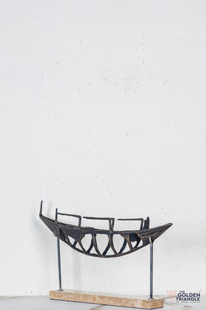 Vanta Abstract Sculpture