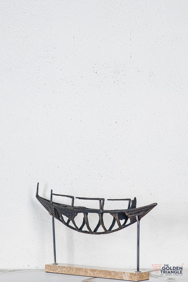 Vanta Abstract Sculpture