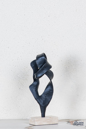 Riya Abstract Tabletop Decor