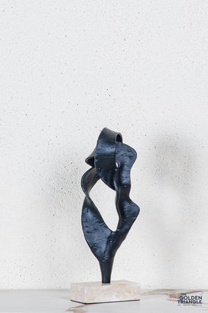 Riya Abstract Tabletop Decor