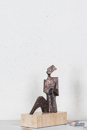 Aru Abstract Tabletop Decor