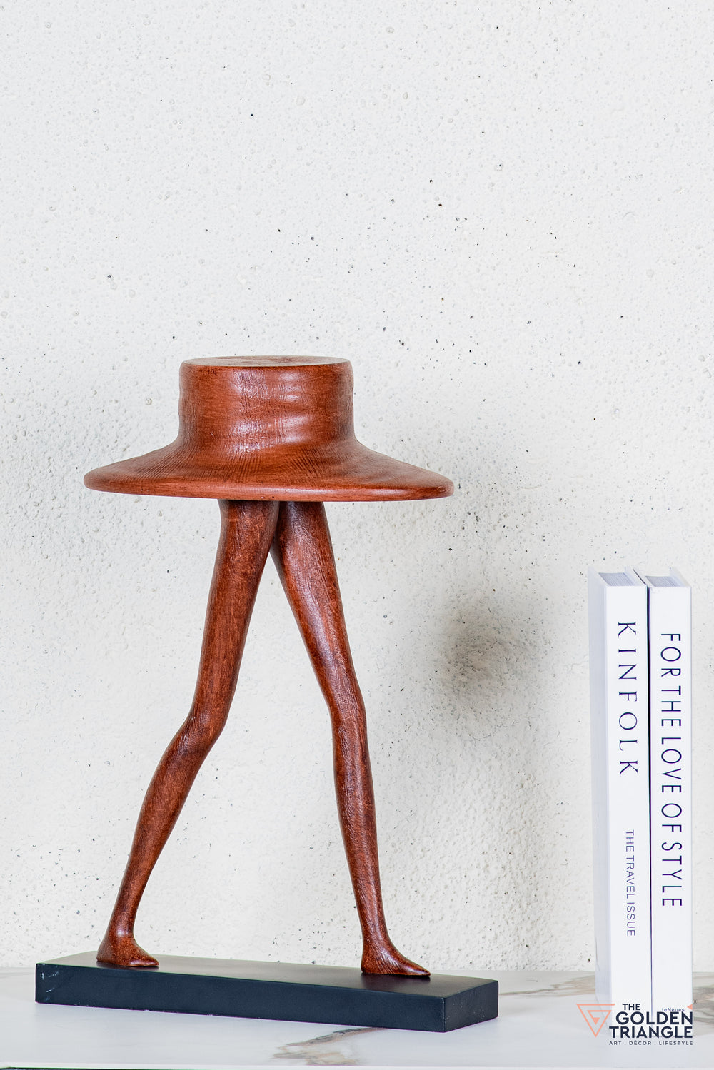 Kuro Hat Tabletop Décor