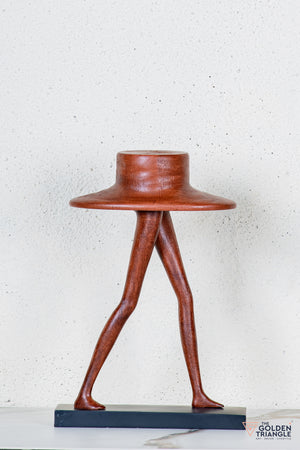 Kuro Hat Tabletop Décor