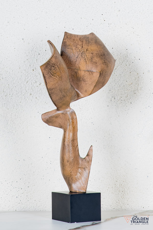 Virelle Sculpture