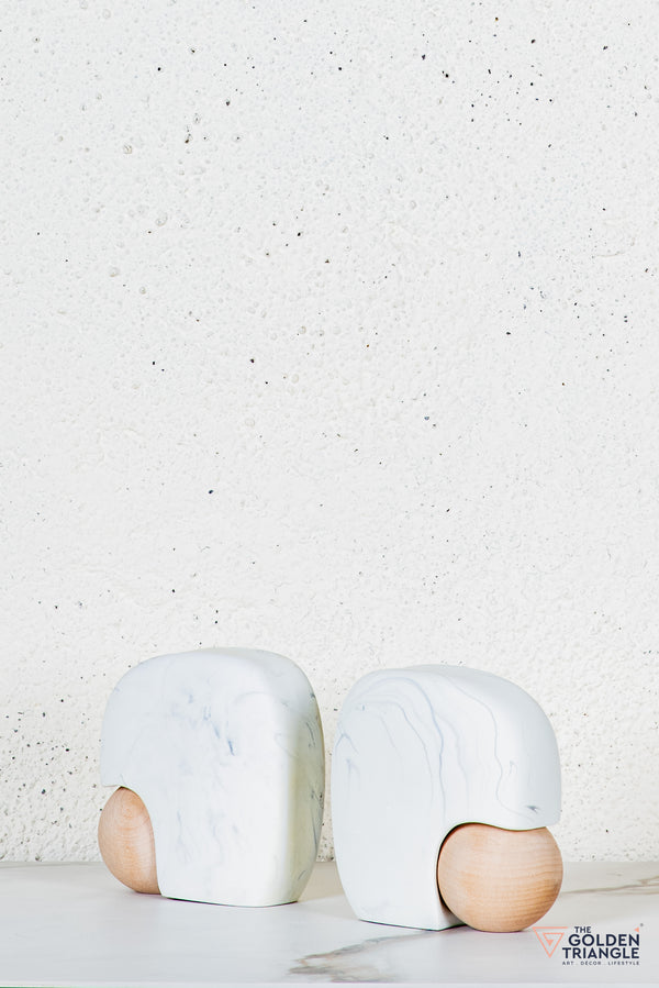 Tarm Bookend