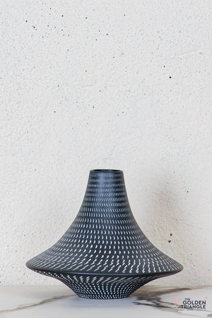 Elara Ceramic Vase