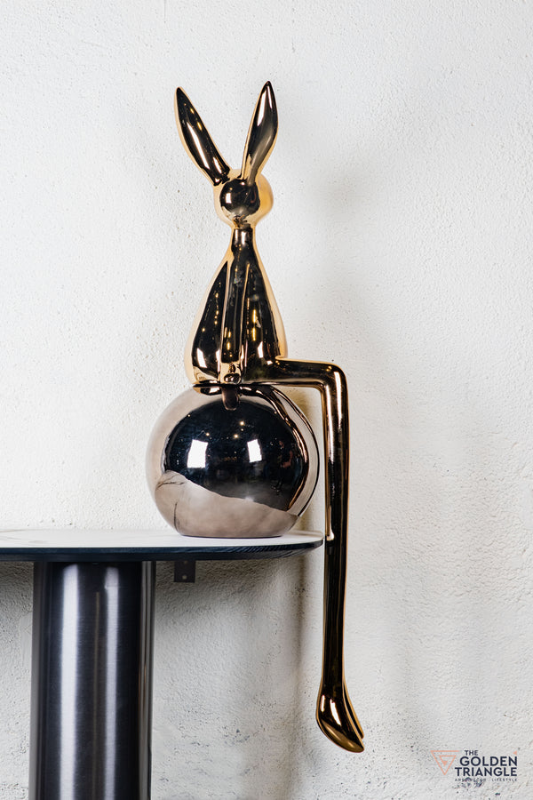 Mr.Fuzzle Sitting On Sphere - Rosegold