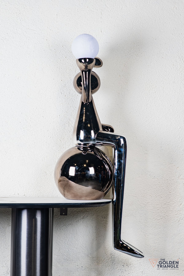 Mr.Fluffa Sitting On Sphere With Light