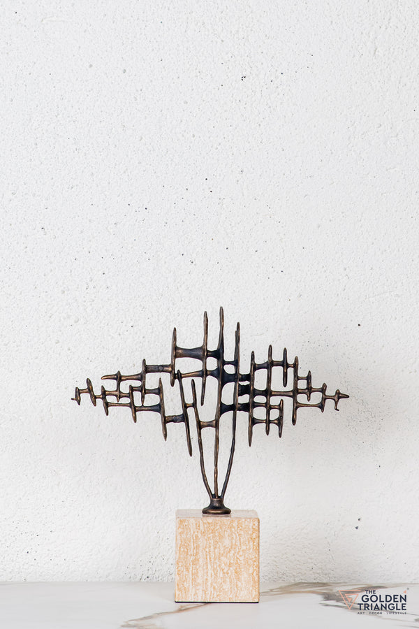 Lyvon Abstract Sculpture - Antique Black
