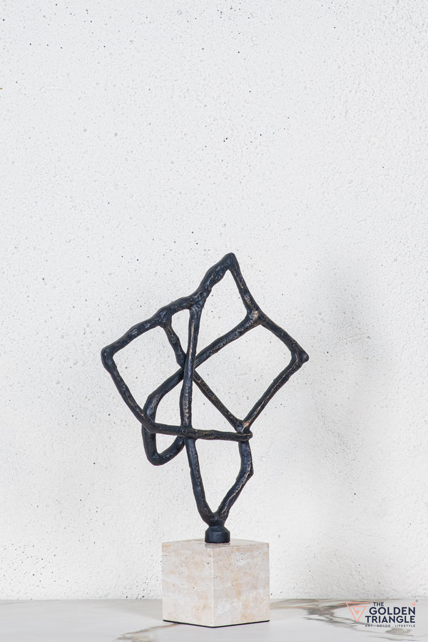 Aska Abstract TableTop Decor