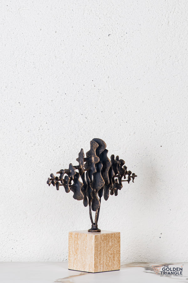 Lyvon Abstract Sculpture - Antique Black
