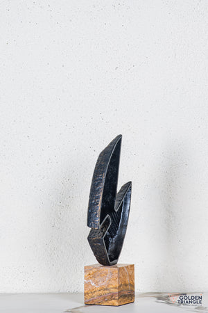 Axen Abstract TableTop Decor