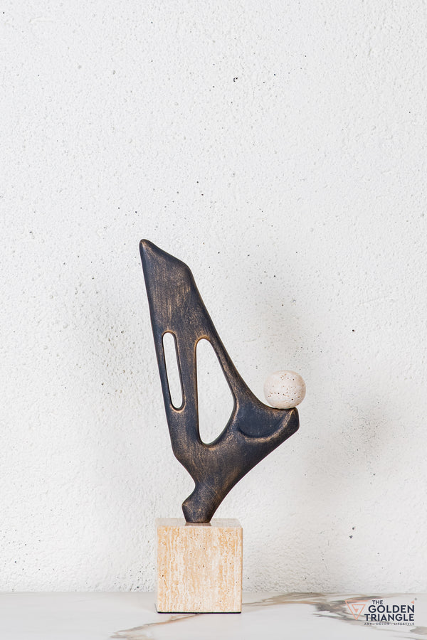 Quoro Abstract Sculpture - Antique Black