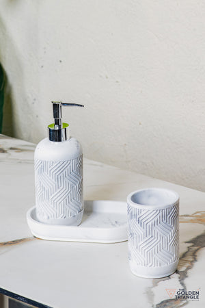 Crest Bathroom Set - Set of 3