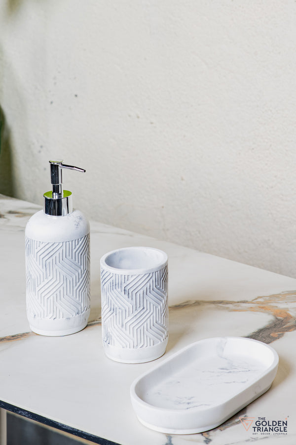 Crest Bathroom Set - Set of 3