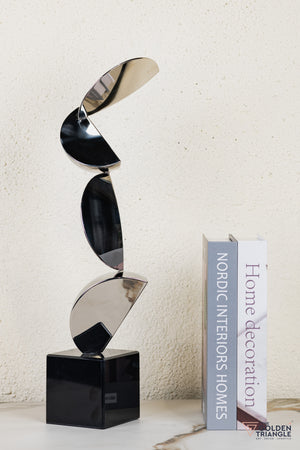 Vexa Vertical Abstract Sculpture