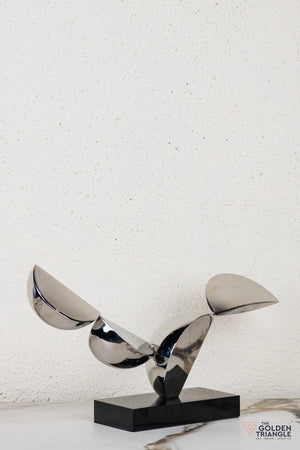 Vexa Horizontal Abstract Sculpture