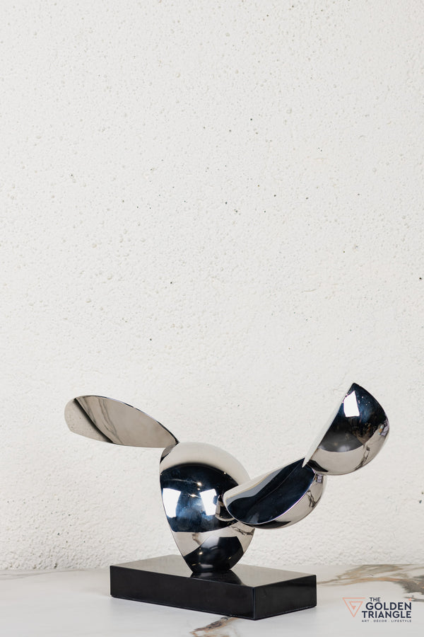 Vexa Horizontal Abstract Sculpture