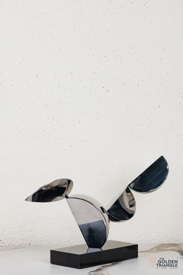 Vexa Horizontal Abstract Sculpture