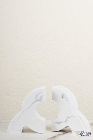 Mirage Bookend