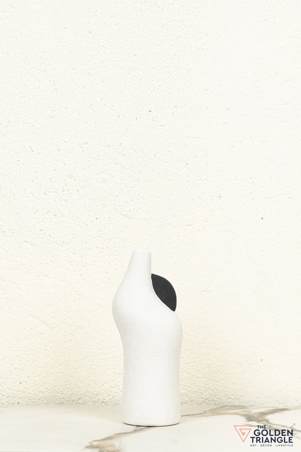 Shion Ceramic Showpiece - White