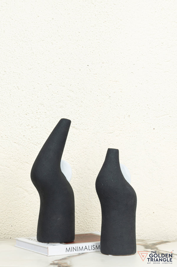 Shion Ceramic Showpiece - Black