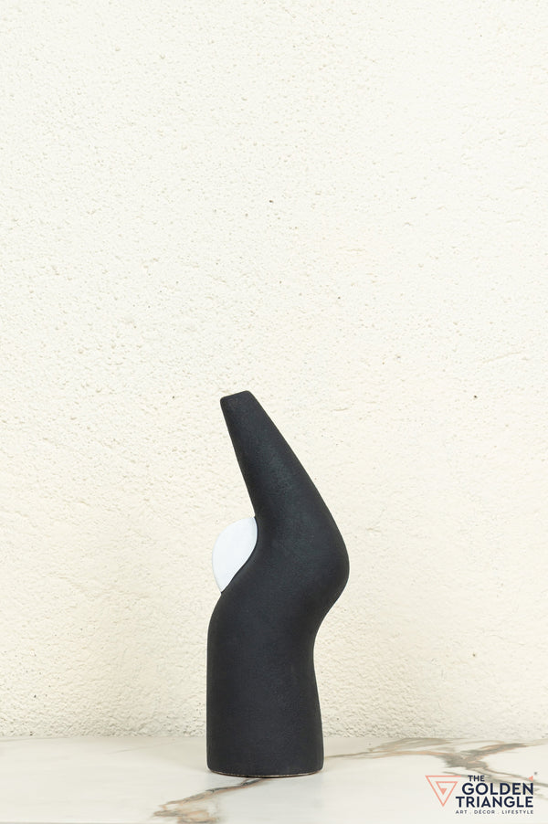 Shion Ceramic Showpiece - Black