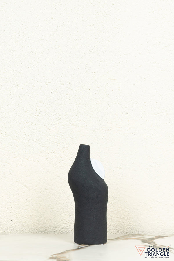 Shion Ceramic Showpiece - Black