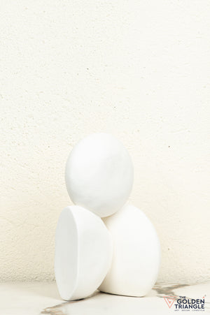 Kito Ceramic Tabletop Showpiece