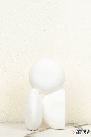 Kito Ceramic Tabletop Showpiece