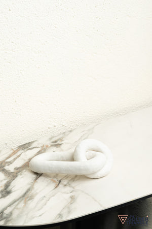 Hoshi Chain Ceramic Tabletop Showpiece - White