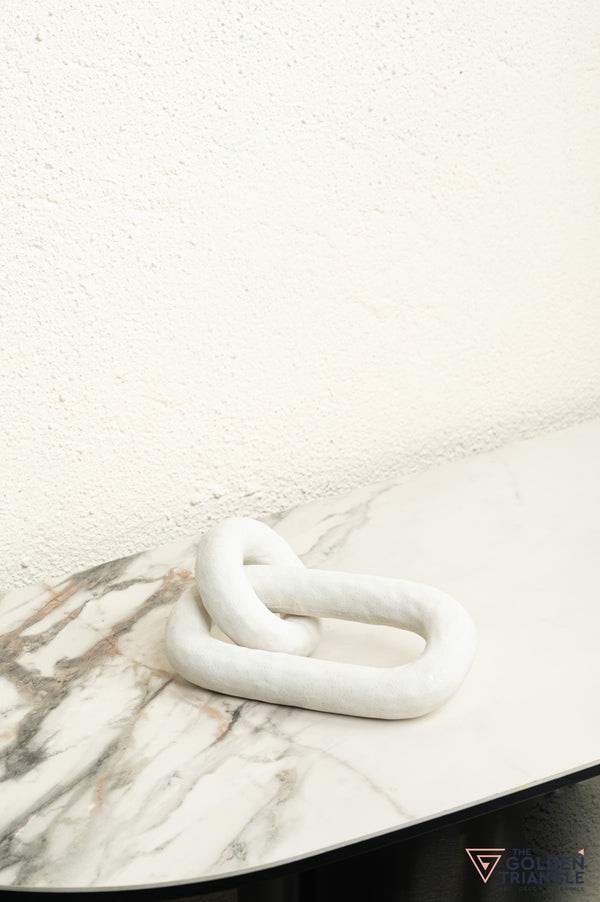 Hoshi Chain Ceramic Tabletop Showpiece - White
