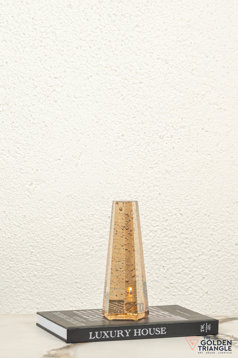 Vero Crystal Pyramid Artefact - Block